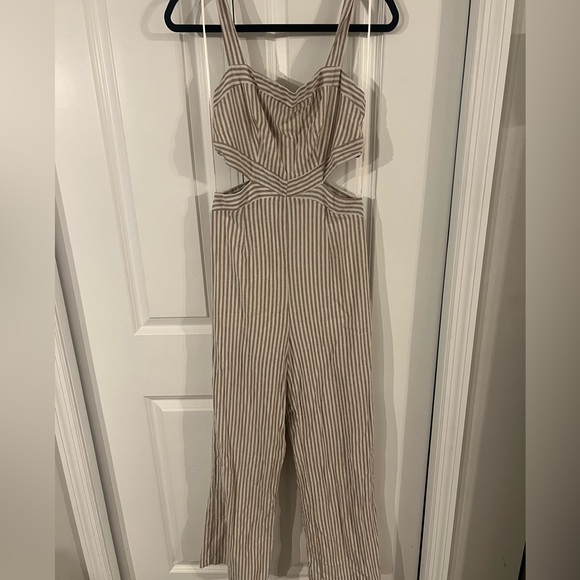 Vici Stripped tan/white cut out jumper - Picture 2 of 4